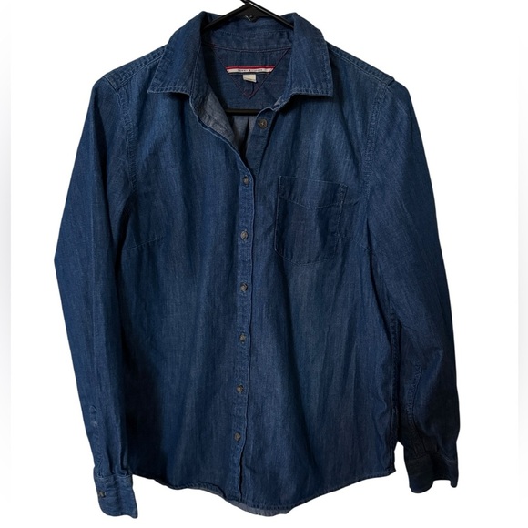 🌹Tommy Hilfiger Blue Denim Button-Up Shirt - Picture 1 of 4